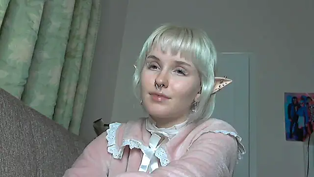 Paradoxy  online show from 12-14-25, 07:51