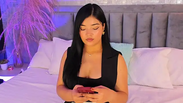 EmmaBlossom online show from 11-07-25, 07:14