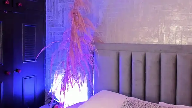 EmmaBlossom online show from 11-27-25, 07:27