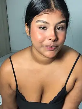 Snapshot of AnaBrowmn chatting on 11-01-25, 11:40 AnaBrowmn online show from 11-01-25, 11:40