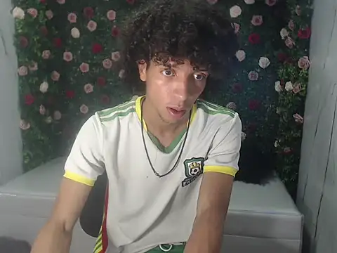 Snapshot of xion_ez chatting on 10-29-25, 07:59 xion ez online show from 10-29-25, 07:59