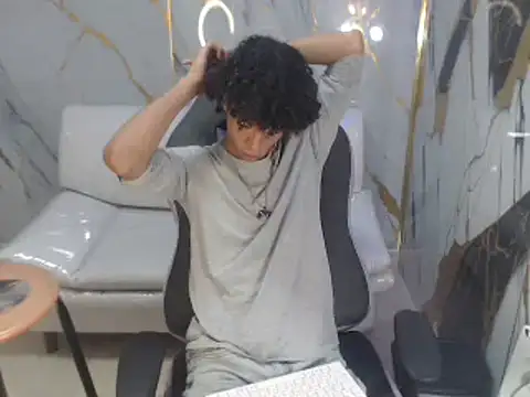 Snapshot of xion_ez chatting on 11-08-25, 07:45 xion ez online show from 11-08-25, 07:45