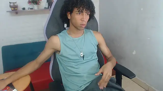 Snapshot of xion_ez chatting on 11-24-25, 07:13 xion ez online show from 11-24-25, 07:13