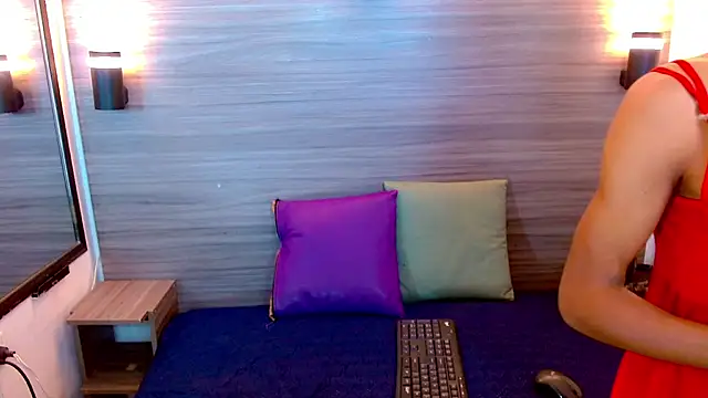 Snapshot of katherine_x1 chatting on 10-18-25, 03:42 katherine x1 online show from 10-18-25, 03:42