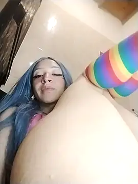 Snapshot of ssssavageee chatting on 11-15-25, 05:16 ssssavageee online show from 11-15-25, 05:16