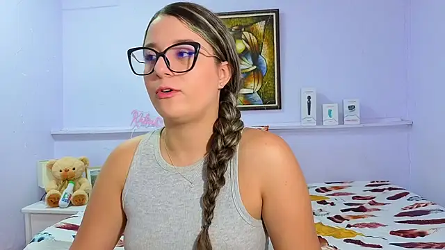 Snapshot of katiaa_lovv chatting on 10-02-25, 12:01 katiaa lovv online show from 10-02-25, 12:01