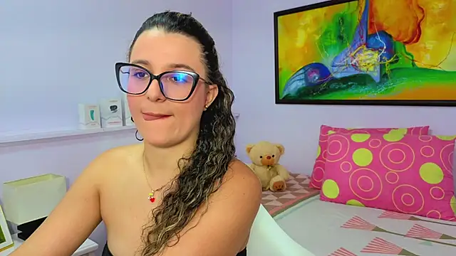 katiaa lovv online show from 04-18-26, 07:51