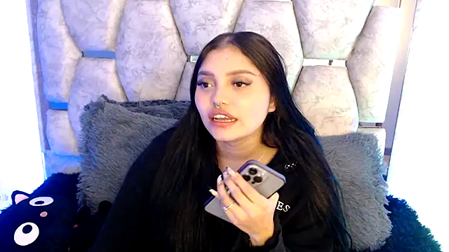 AnalyMilles online show from 03-24-26, 05:12