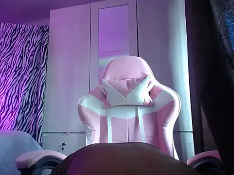 Nahomyyy online show from 03-09-26, 07:40