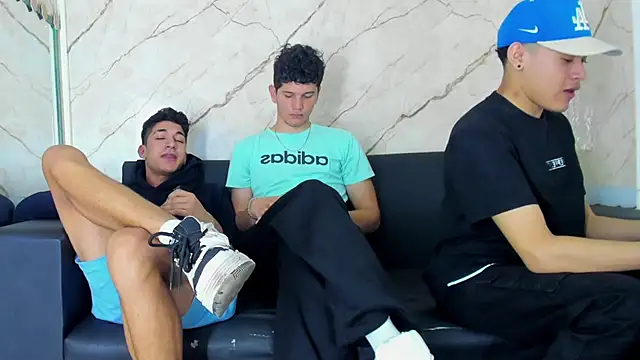 Stiben boy online show from 11-30-25, 04:05