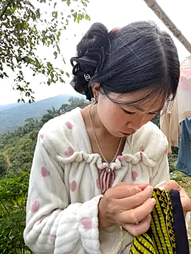 -mayhan11 online show from 10-28-25, 07:45