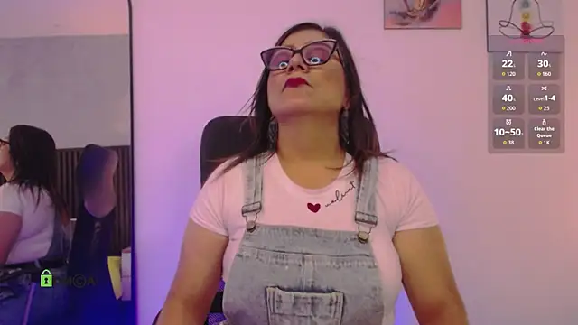 alahia mellers online show from 10-25-25, 03:03