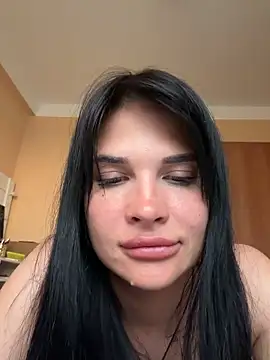 Snapshot of Alina_XXXX_ chatting on 05-12-26, 04:26 Alina XXXX online show from 05-12-26, 04:26