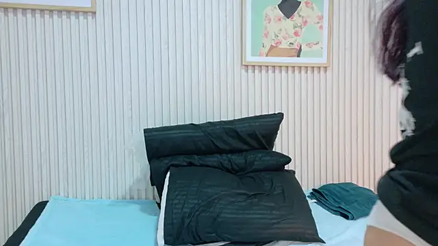 Abrilmirren online show from 10-10-25, 11:09