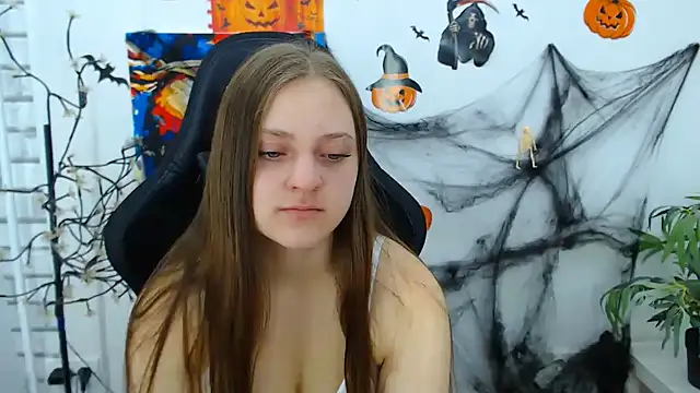 ArinaBelle online show from 10-27-25, 02:48