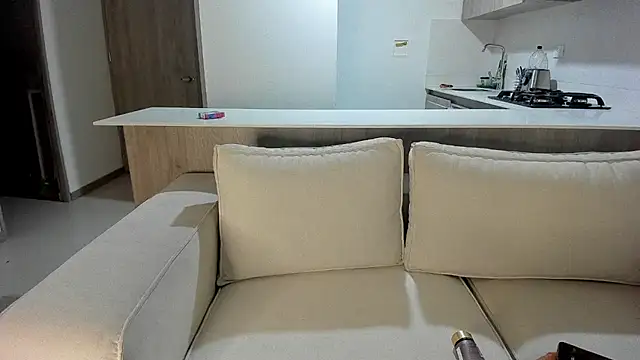 val69  online show from 10-09-25, 11:36