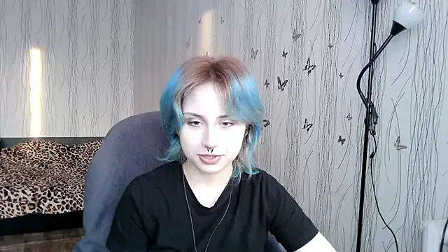 LeisaHopperstad online show from 03-18-26, 02:20