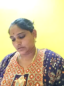 Snapshot of navyasree143 chatting on 09-25-25, 04:11 navyasree143 online show from 09-25-25, 04:11