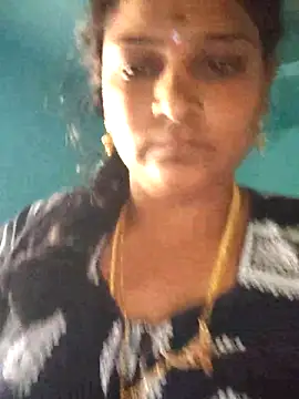 Snapshot of navyasree143 chatting on 09-29-25, 03:00 navyasree143 online show from 09-29-25, 03:00