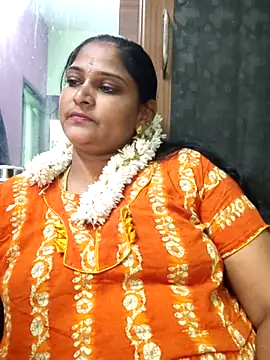 Snapshot of navyasree143 chatting on 09-29-25, 03:06 navyasree143 online show from 09-29-25, 03:06