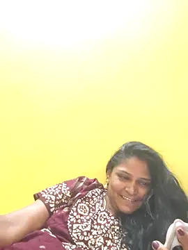 Snapshot of navyasree143 chatting on 10-08-25, 03:37 navyasree143 online show from 10-08-25, 03:37