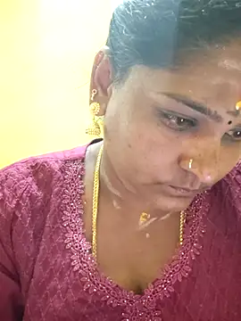 Snapshot of navyasree143 chatting on 10-10-25, 06:12 navyasree143 online show from 10-10-25, 06:12