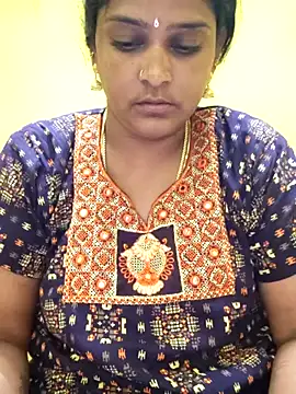 Snapshot of navyasree143 chatting on 10-21-25, 11:55 navyasree143 online show from 10-21-25, 11:55