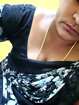 Snapshot of navyasree143 chatting on 11-01-25, 02:08 navyasree143 online show from 11-01-25, 02:08