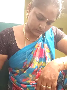 Snapshot of navyasree143 chatting on 11-15-25, 03:08 navyasree143 online show from 11-15-25, 03:08