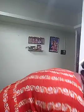 Snapshot of navyasree143 chatting on 11-16-25, 03:23 navyasree143 online show from 11-16-25, 03:23