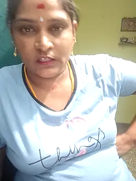 Snapshot of navyasree143 chatting on 11-22-25, 05:01 navyasree143 online show from 11-22-25, 05:01