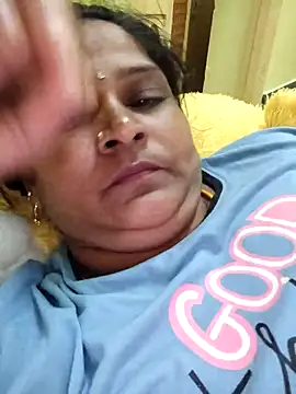 Snapshot of navyasree143 chatting on 11-23-25, 10:26 navyasree143 online show from 11-23-25, 10:26