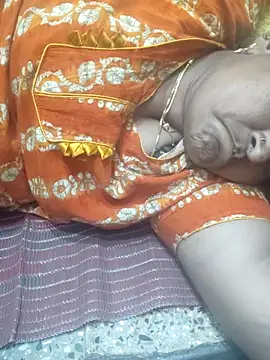 Snapshot of navyasree143 chatting on 12-14-25, 04:34 navyasree143 online show from 12-14-25, 04:34