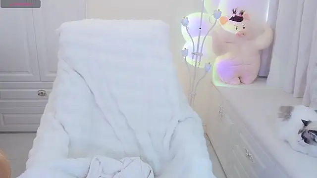 Coco-Di online show from 12-16-25, 02:49