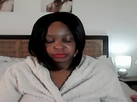 Snapshot of Blacksashaxx chatting on 06-12-26, 06:34 Blacksashaxx online show from 06-12-26, 06:34