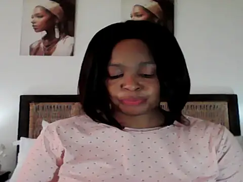 Snapshot of Blacksashaxx chatting on 07-12-26, 09:22 Blacksashaxx online show from 07-12-26, 09:22