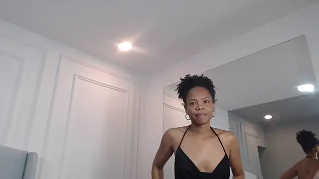 ChantalGarner online show from 10-27-25, 01:15