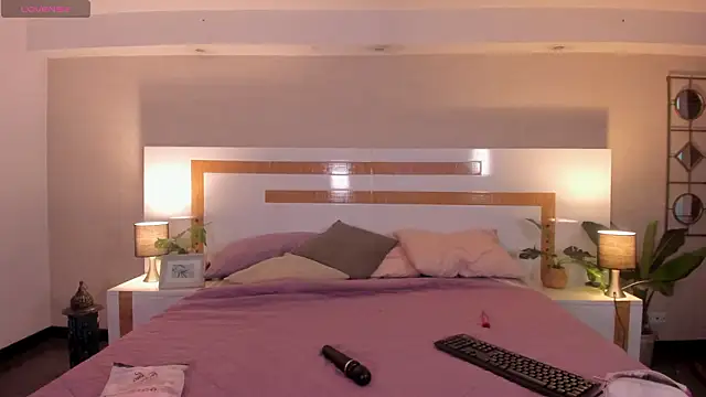 Violeta dh online show from 03-21-26, 11:15