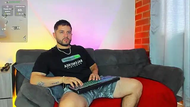 TomSloam online show from 10-15-25, 01:00