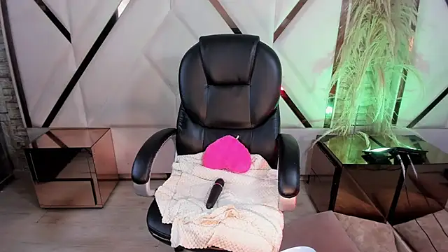 Irina Rouse online show from 02-28-26, 02:07