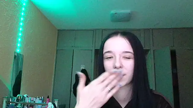 Emilia Light online show from 03-09-26, 06:17