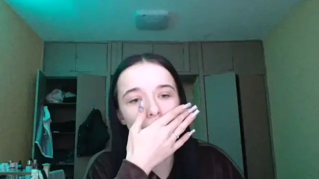 Emilia Light online show from 03-11-26, 06:30