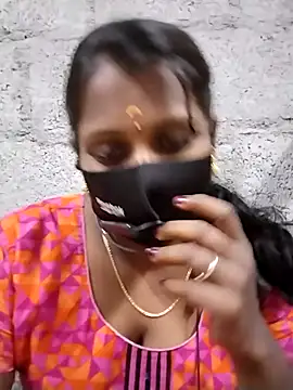 Snapshot of Tamil_Hot_Sandy chatting on 07-27-26, 05:31 Tamil Hot Sandy online show from 07-27-26, 05:31