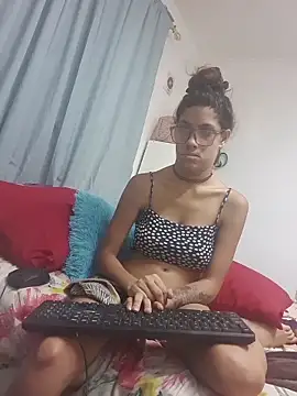 Snapshot of Sexyyeyes244 chatting on 02-06-26, 05:34 Sexyyeyes244 online show from 02-06-26, 05:34