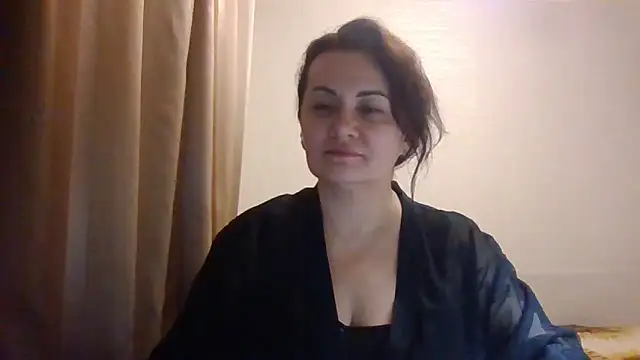 Lysanda online show from 02-19-26, 04:14