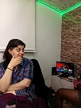 Yin yang hot online show from 11-28-25, 04:37