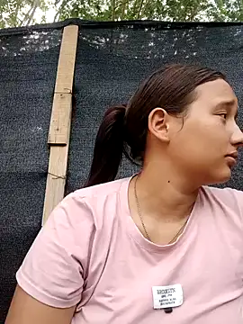 young dairy01 online show from 10-27-25, 12:09