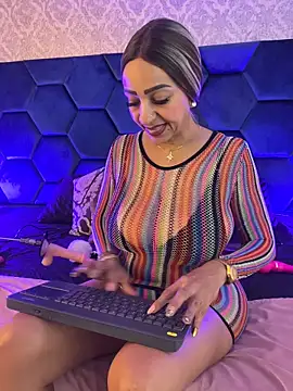 Angelina Roa online show from 05-15-26, 02:57