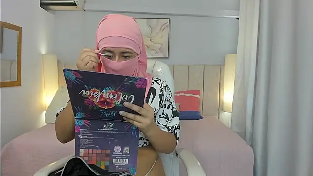 Ridwana Haddad online show from 10-30-25, 12:17