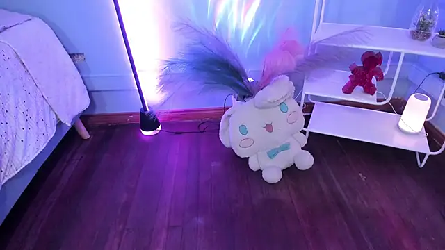 KathiaSaenz  online show from 10-09-25, 03:59